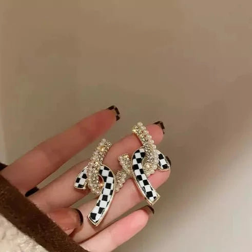 Fashionable western stylish korean earrings