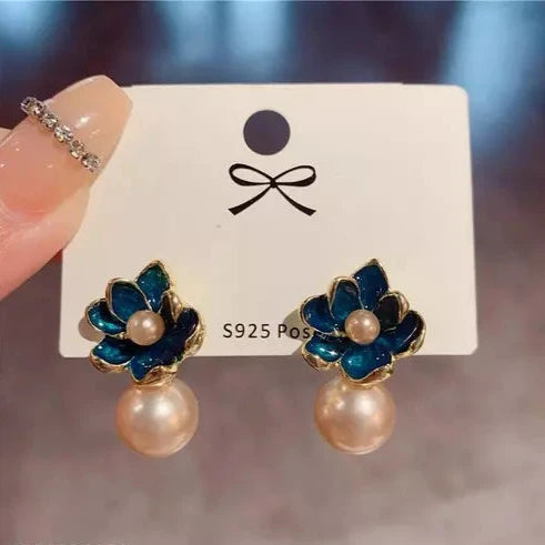 Teal Flower with Champagne Pearl Earrings