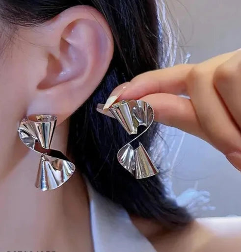 Twisted Big Korean Earrings