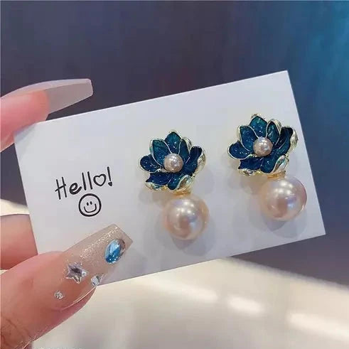 Teal Flower with Champagne Pearl Earrings